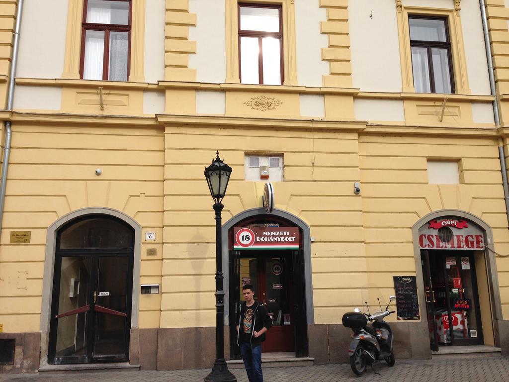 Szechenyi Apartman Eger Luaran gambar