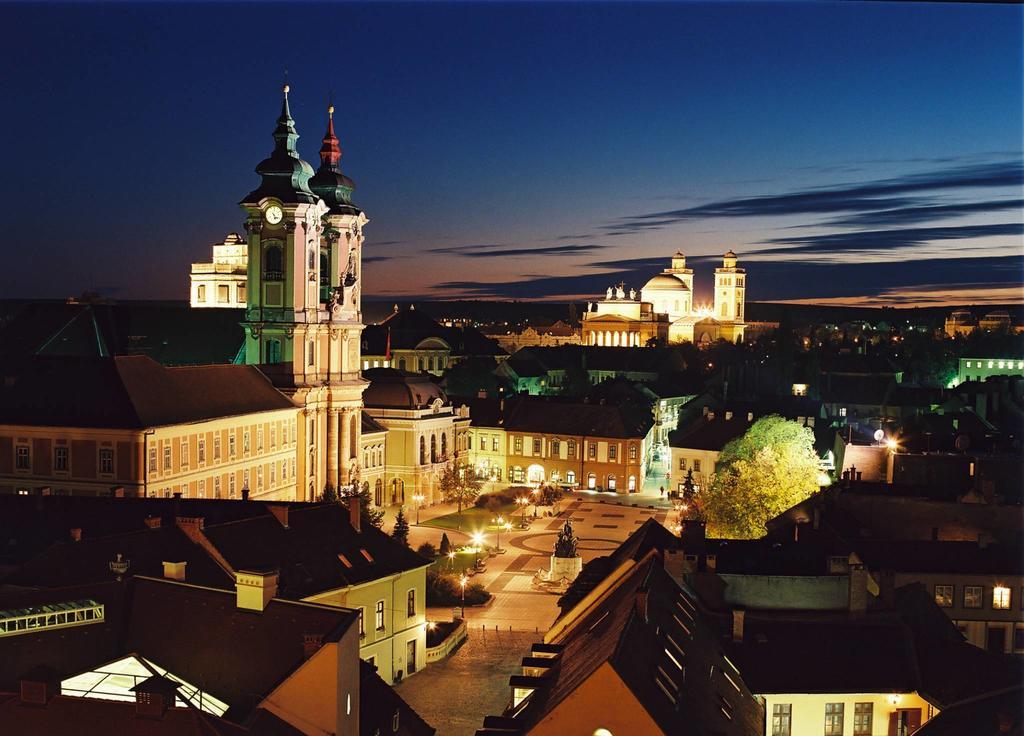 Szechenyi Apartman Eger Luaran gambar